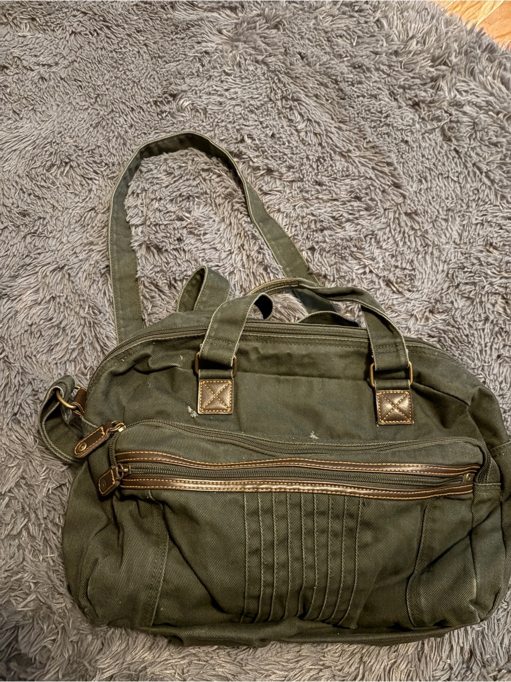 Olive Green Canvas Men’s Messenger Bag